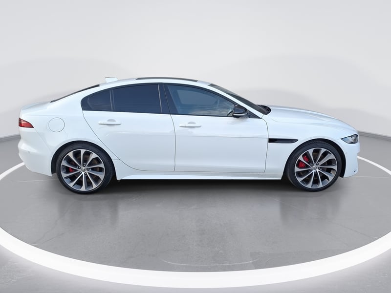 Jaguar Xe 2.0 R Dynamic 4x2 At 2025 - Imagen 8 de 8