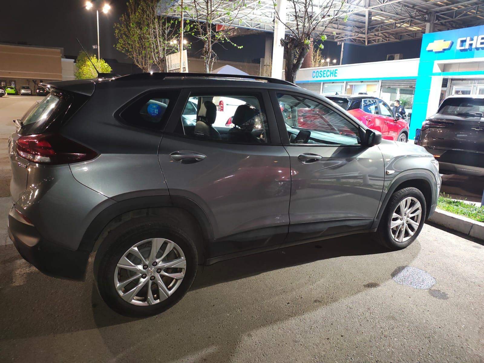 Chevrolet Tracker 1.2t Ltz R 4x2 At 5p 2024 - Foto 3 de 5