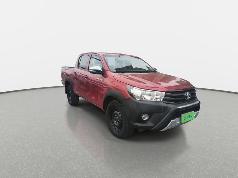 Toyota Hilux 2.4 Dx Diesel 4x4 Dob. Cab. 7ab Mt 4p 2023