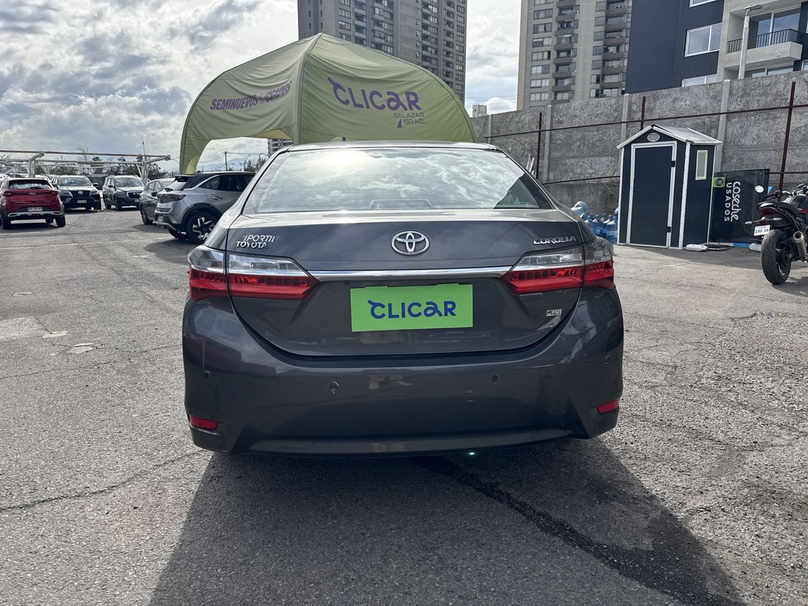 Toyota Corolla 1.8 Xli 4x2 Mt 4p 2018 - Imagen 6 de 8