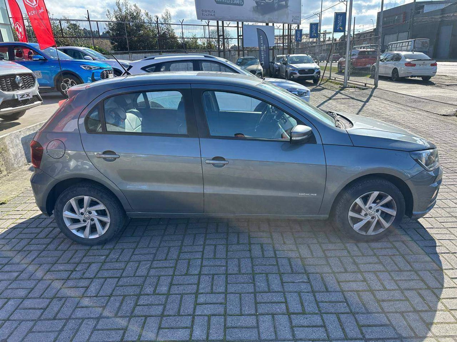 Volkswagen Gol 1.6 Highline 4x2 Mt 5p 2021 - Foto 3 de 8