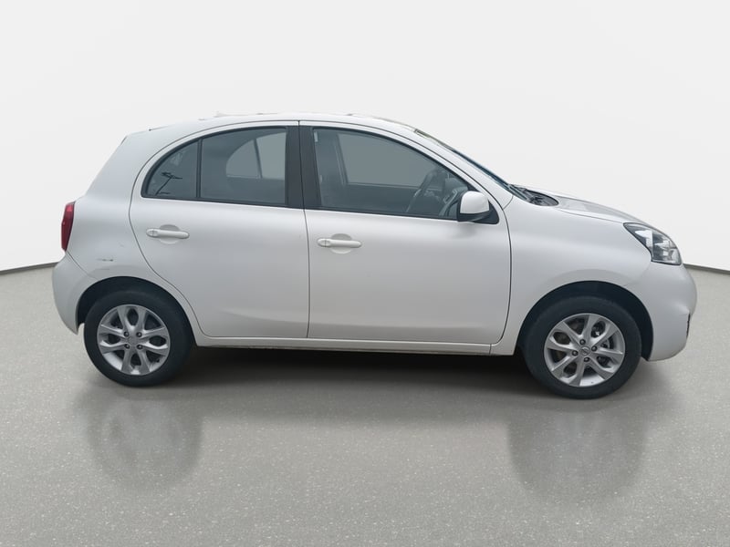 Nissan March 1.6 Sport Sense 4x2 Mt 5p 2021 - Imagen 8 de 8
