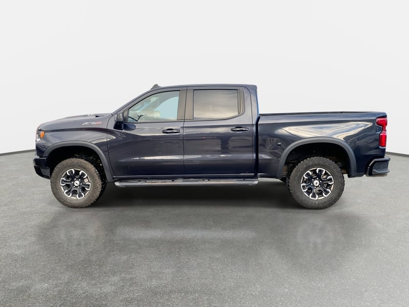 Chevrolet Silverado 6.2 Zr2 R 4x4 At 4p 2024 - Imagen 4 de 8