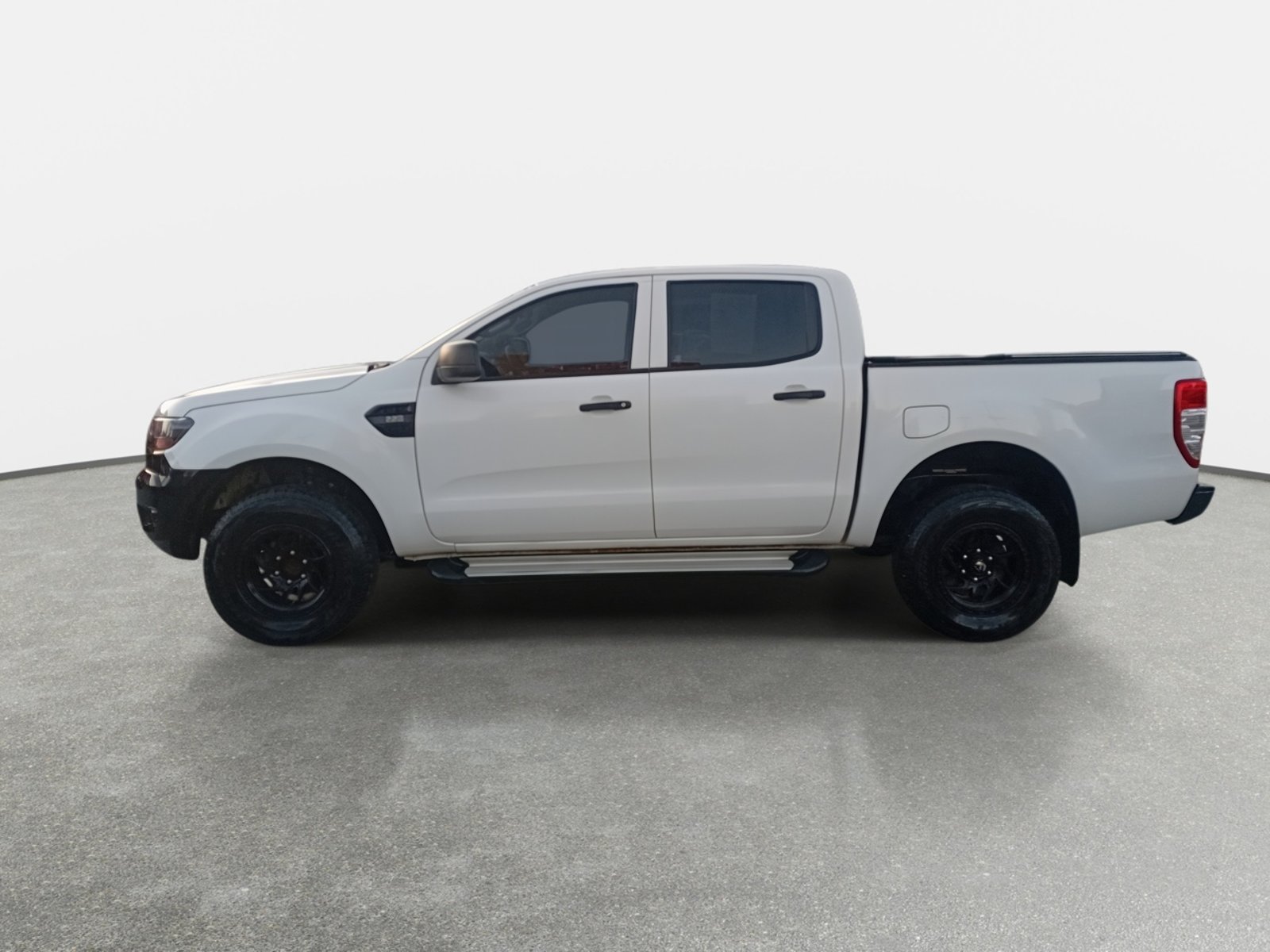 Ford Ranger 2.2 Xl 4x2 Diesel Dob. Cab. Mt 4p 2023 - Foto 4 de 8
