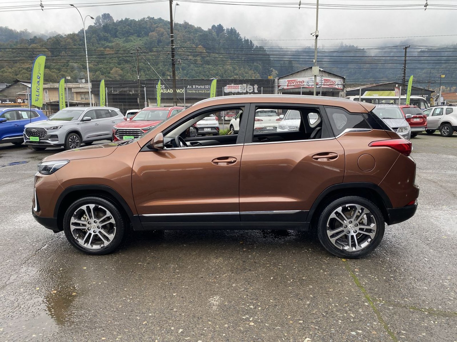 Baic X35 1.5 Luxury 4x2 Mt 5p 2023 - Foto 4 de 8
