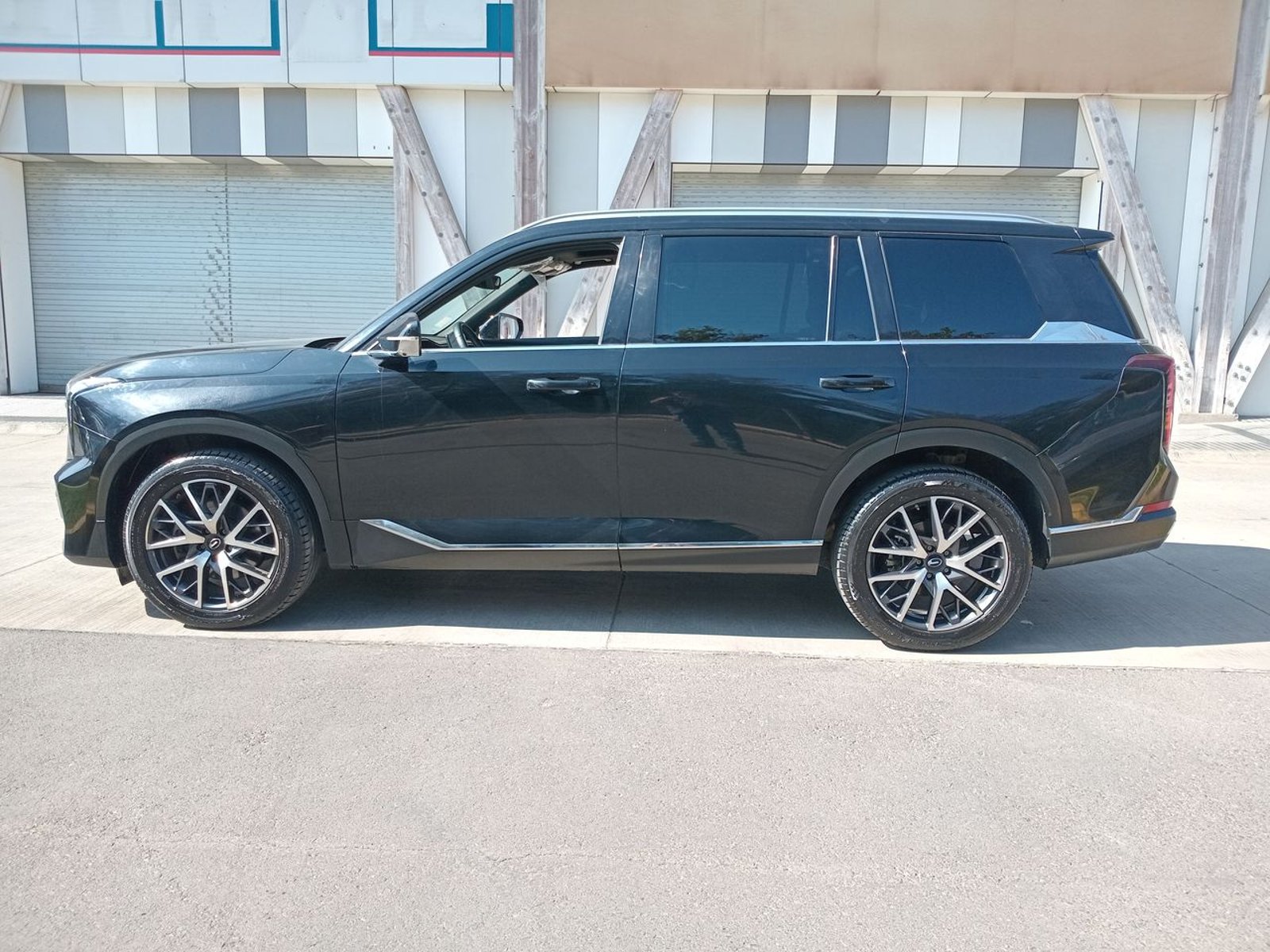 GAC Motor Gs8 2.0t Gt 2wd At 5p 2024 - Foto 4 de 8