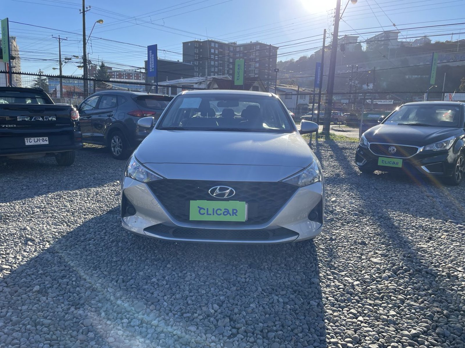 Hyundai Accent 1.4 Hci Plus 4x2 Mt 4p 2024 - Foto 2 de 8