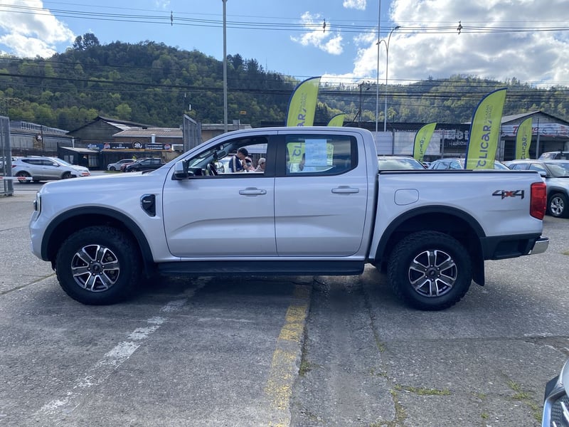 Ford Ranger 2.0 Xlt Diesel 4x4 Dob. Cab. Mt 4p 2024 - Imagen 4 de 8