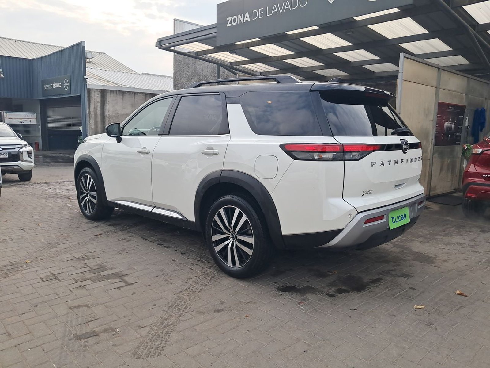 Nissan Pathfinder 3.5 Exclusive 4wd Cvt At 5p 2025 - Foto 5 de 8