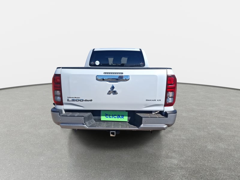 Mitsubishi L200 2.4 Dakar Xr Diesel 4x4 Dob. Cab. Euro6 At 4p 2026 - Imagen 6 de 8