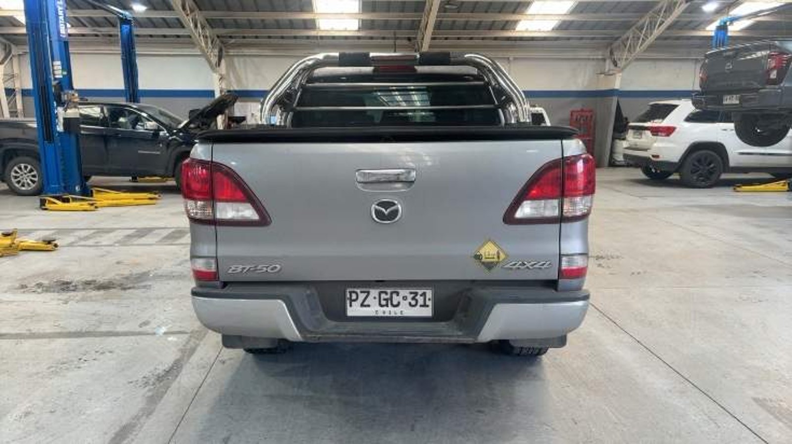 Mazda Bt-50 2.2 Sdx Diesel 4x4 Dob. Cab. 6mt 4p 2021 - Imagen 5 de 5