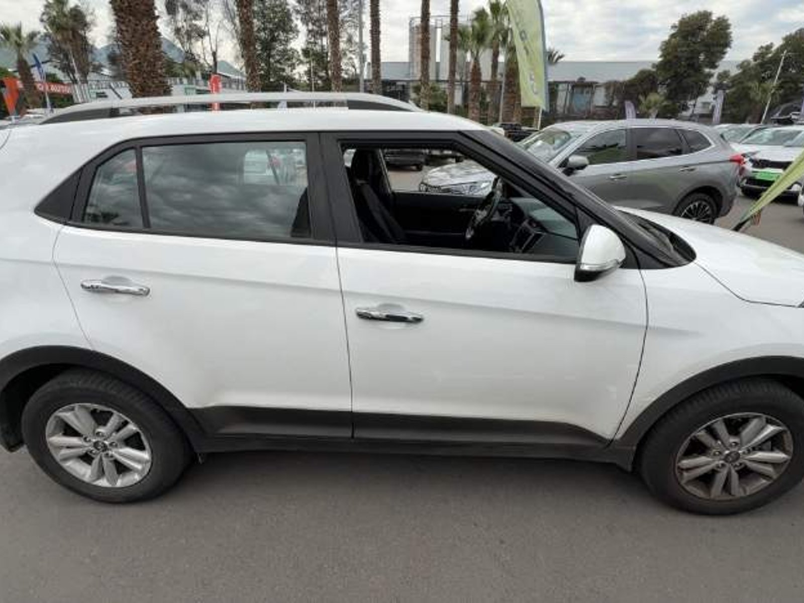Hyundai Creta 1.6 Gls 4x2 Abs 2ab At 5p 2017 - Foto 3 de 5