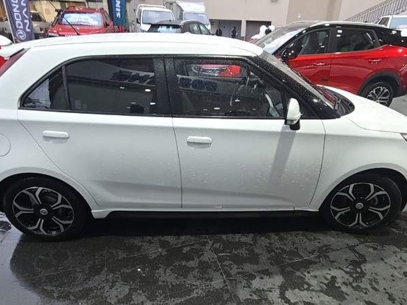 MG 3 1.5 Comfort 4x2 Hb Mt 5p 2024 - Imagen 3 de 5