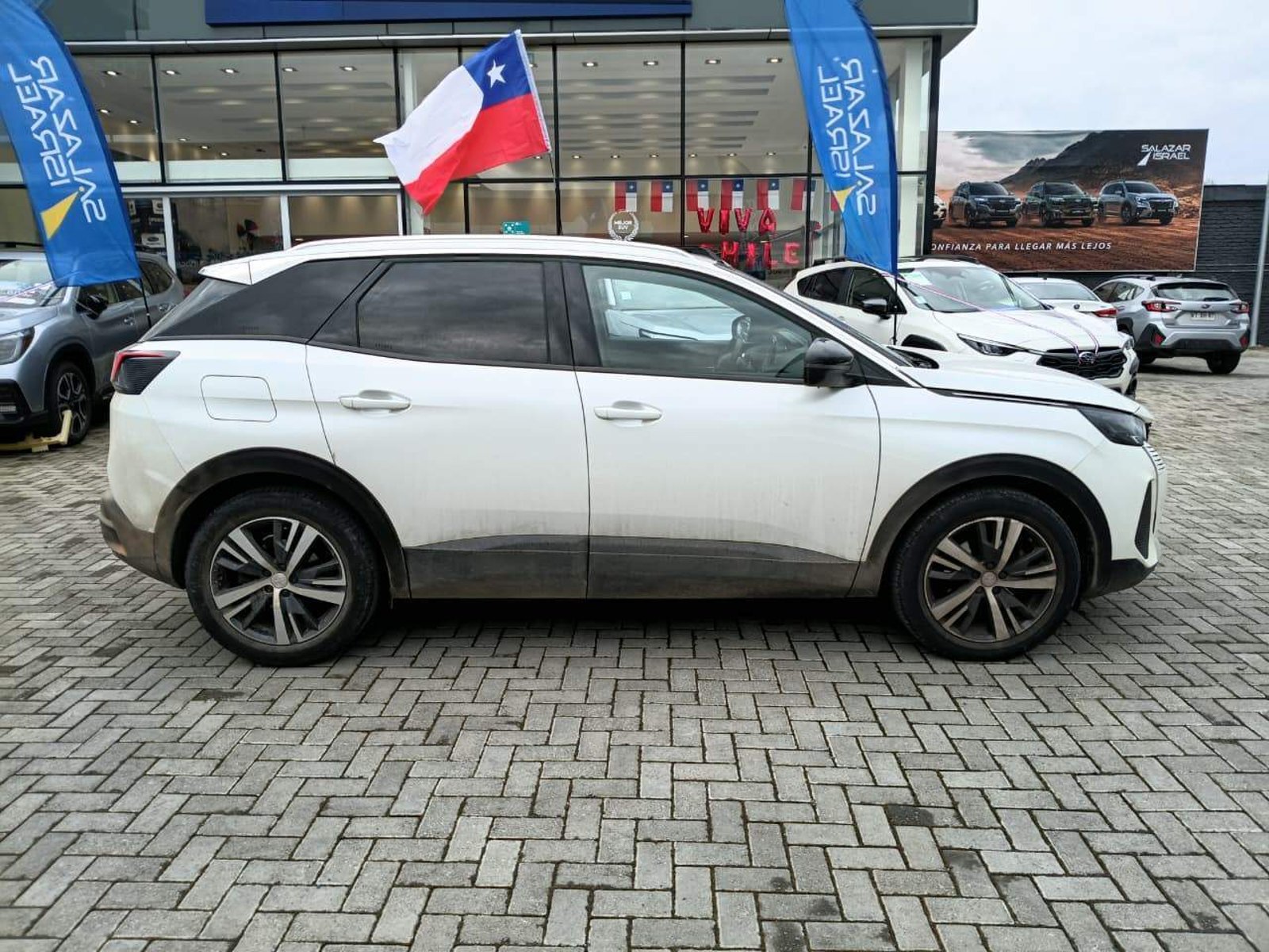 Peugeot 3008 1.2 Active Pack Puretech 130 4x2 Mt6 5p 2023 - Foto 3 de 5