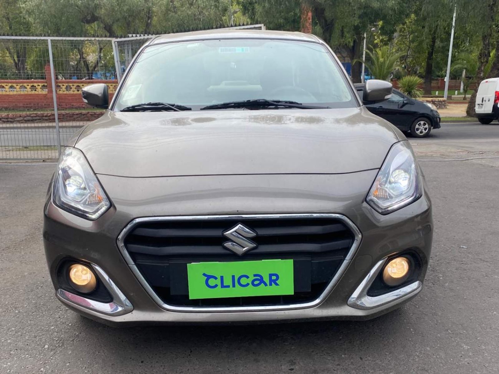 Suzuki Dzire 1.2 Glx 4x2 At 4p 2024 - Foto 2 de 2