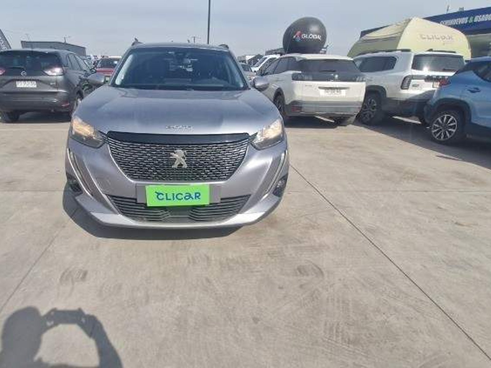 Peugeot 2008 1.2 Allure Puretech 4x2 130 At 5p 2021 - Foto 2 de 5