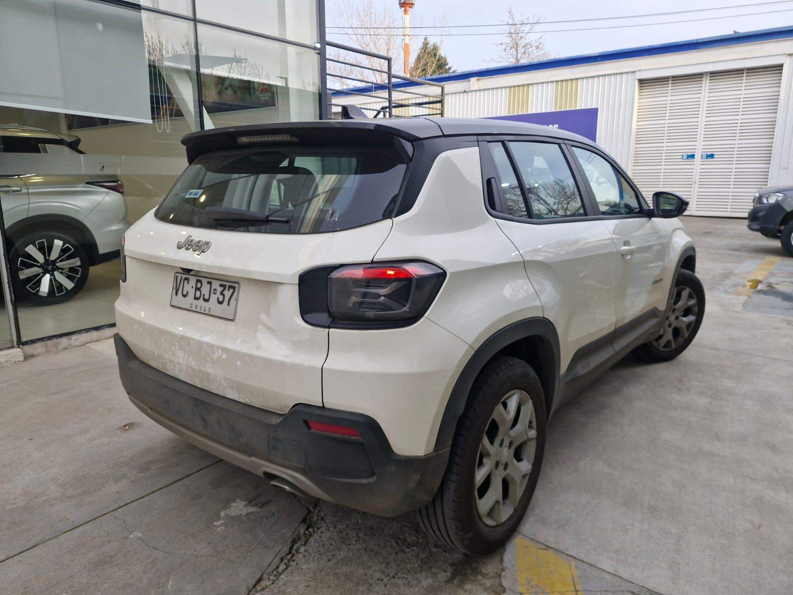 Jeep Avenger 1.2t Altitude 2wd Mt 5p 2025 - Imagen 4 de 5
