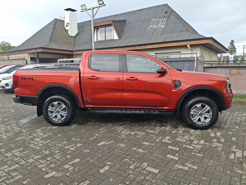 Ford Ranger 2.0 Xls Diesel 4x4 Dob. Cab. Mt 4p 2024 - Imagen 8 de 8