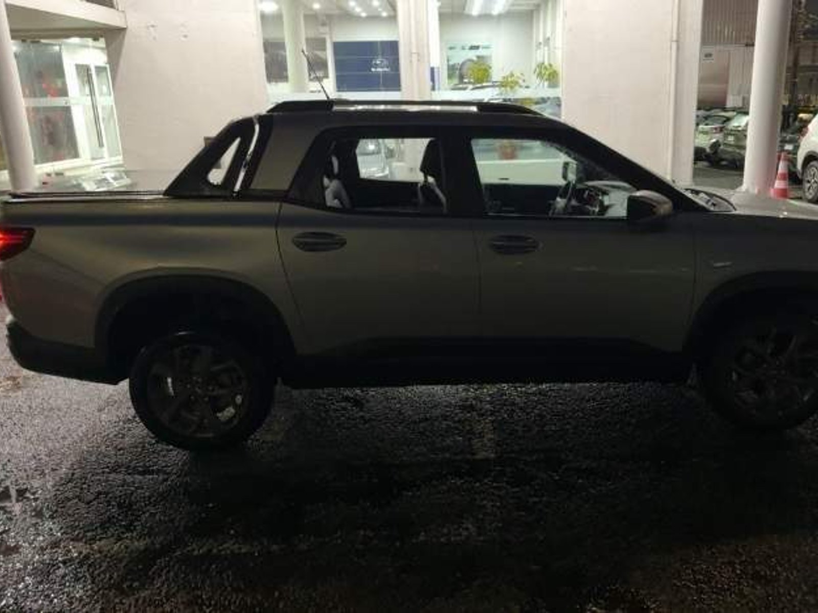 Chevrolet Montana 1.2t Premier 4x2 At 4p 2023 - Foto 3 de 5
