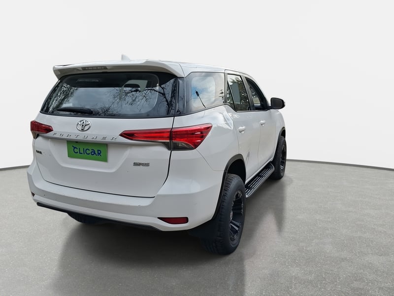 Toyota Fortunner 2.7 Sr5 4x2 At 5p 2020 - Imagen 7 de 8