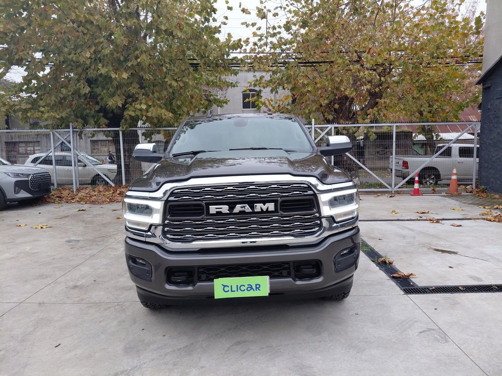 RAM 2500 6.7 Laramie 4x4 Dob. Cab. At 4p 2021 - Foto 2 de 8