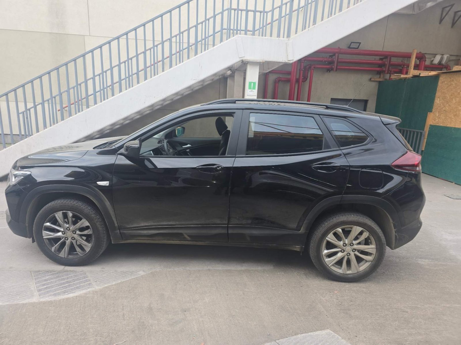 Chevrolet Tracker 1.2t Ltz R 4x2 Mt 5p 2025 - Imagen 8 de 8