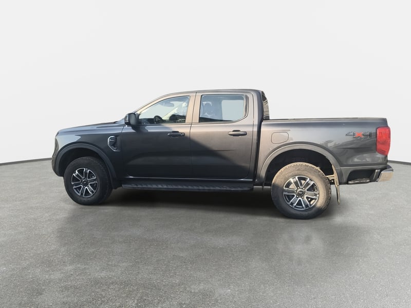 Ford Ranger 2.0 Xlt Diesel 4x4 Dob. Cab. At 4p 2025 - Imagen 4 de 8