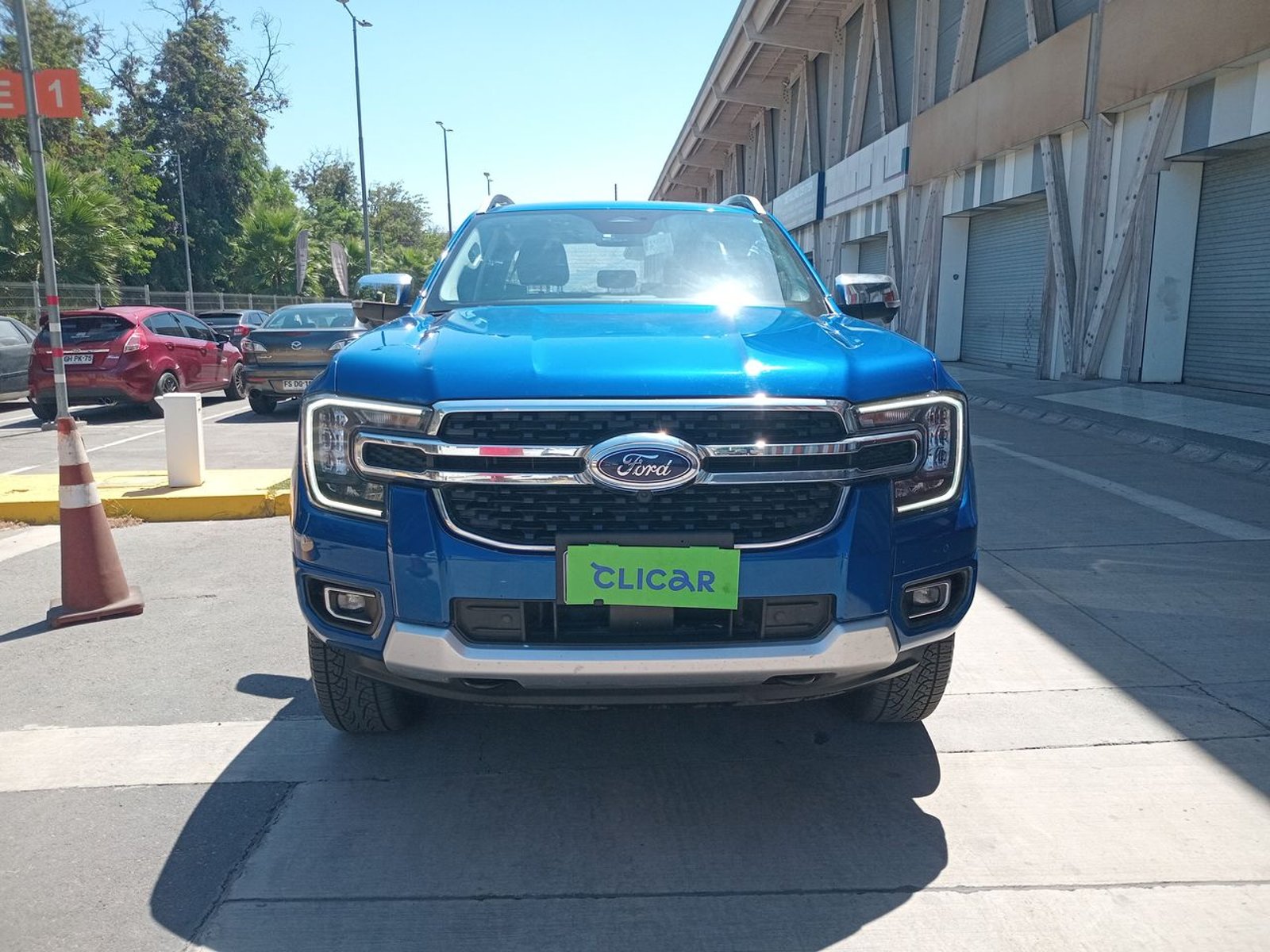 Ford Ranger 3.0 Ltd Diesel 4x4 Dob. Cab. At 4p 2026 - Foto 2 de 8