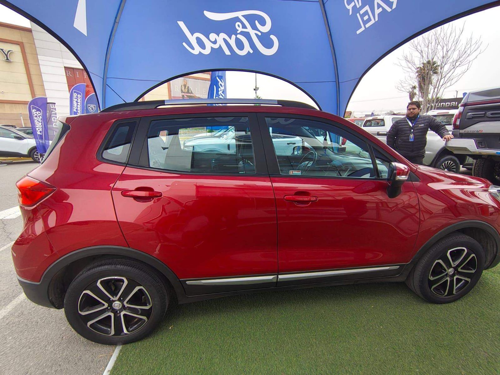 Changan Cs15 1.5 Luxury 4x2 Mt 5p 2018 - Foto 3 de 5