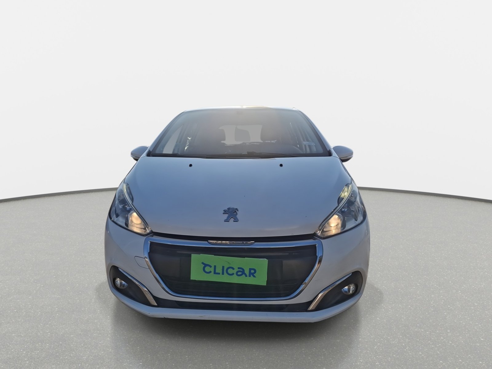 Peugeot 208 1.2 Active Pack Puretech 4x2 82hp Mt 5p 2019 - Foto 2 de 8