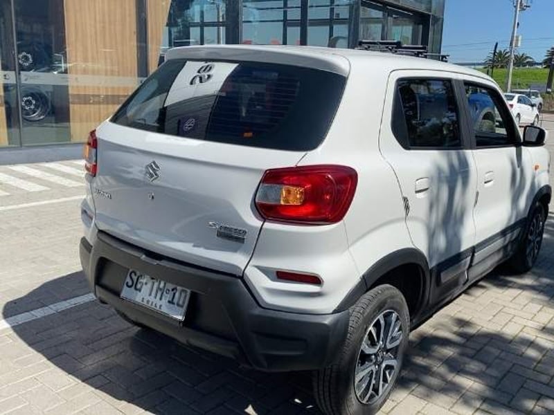 Suzuki Spresso 1.0 Glx Adventure 4x2 Ac Mt 5p 2023 - Imagen 4 de 5