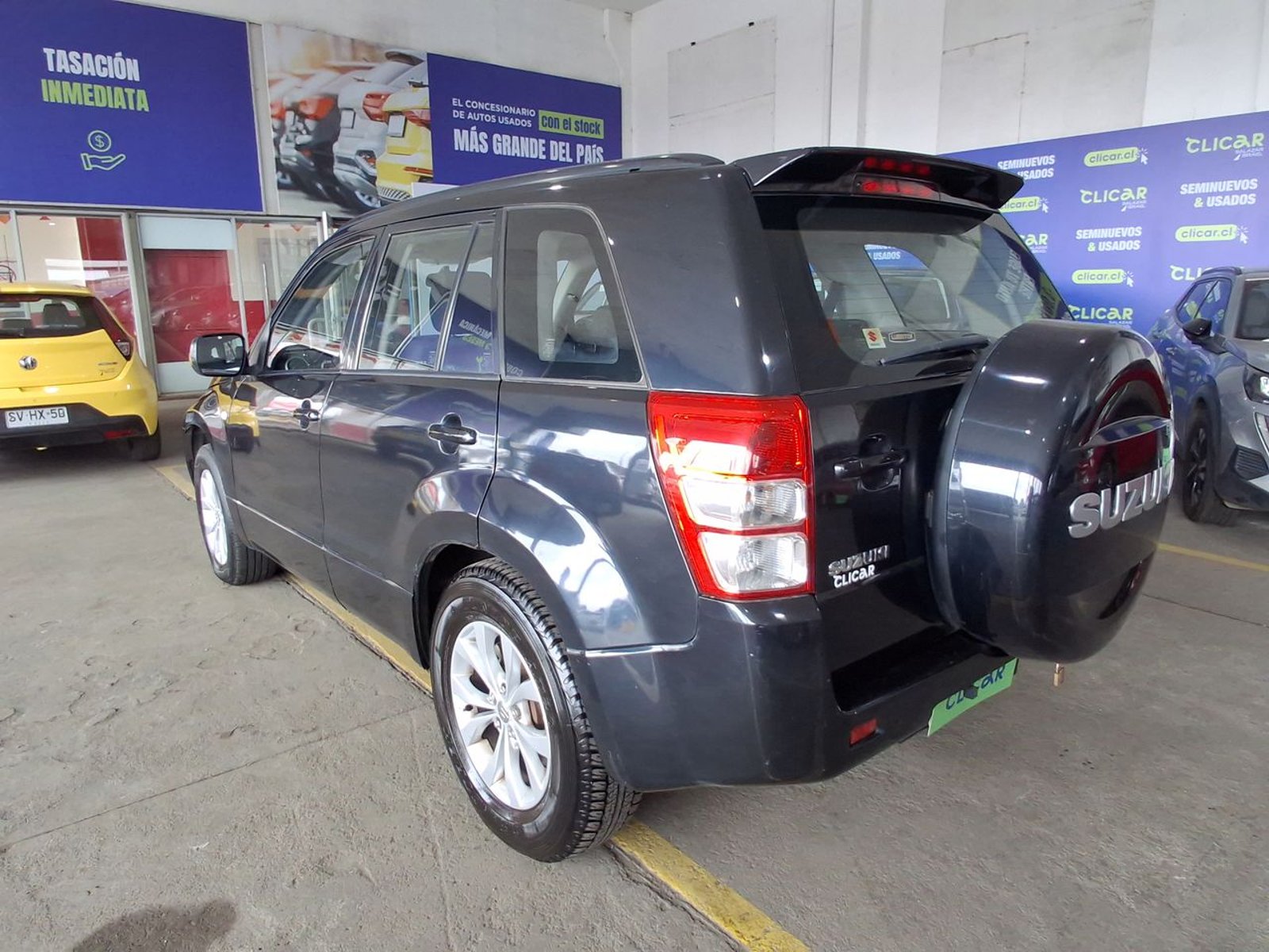 Suzuki Grand Nomade 2.4 Glx Sport 4x2 Euro4 At 5p 2016 - Foto 5 de 8