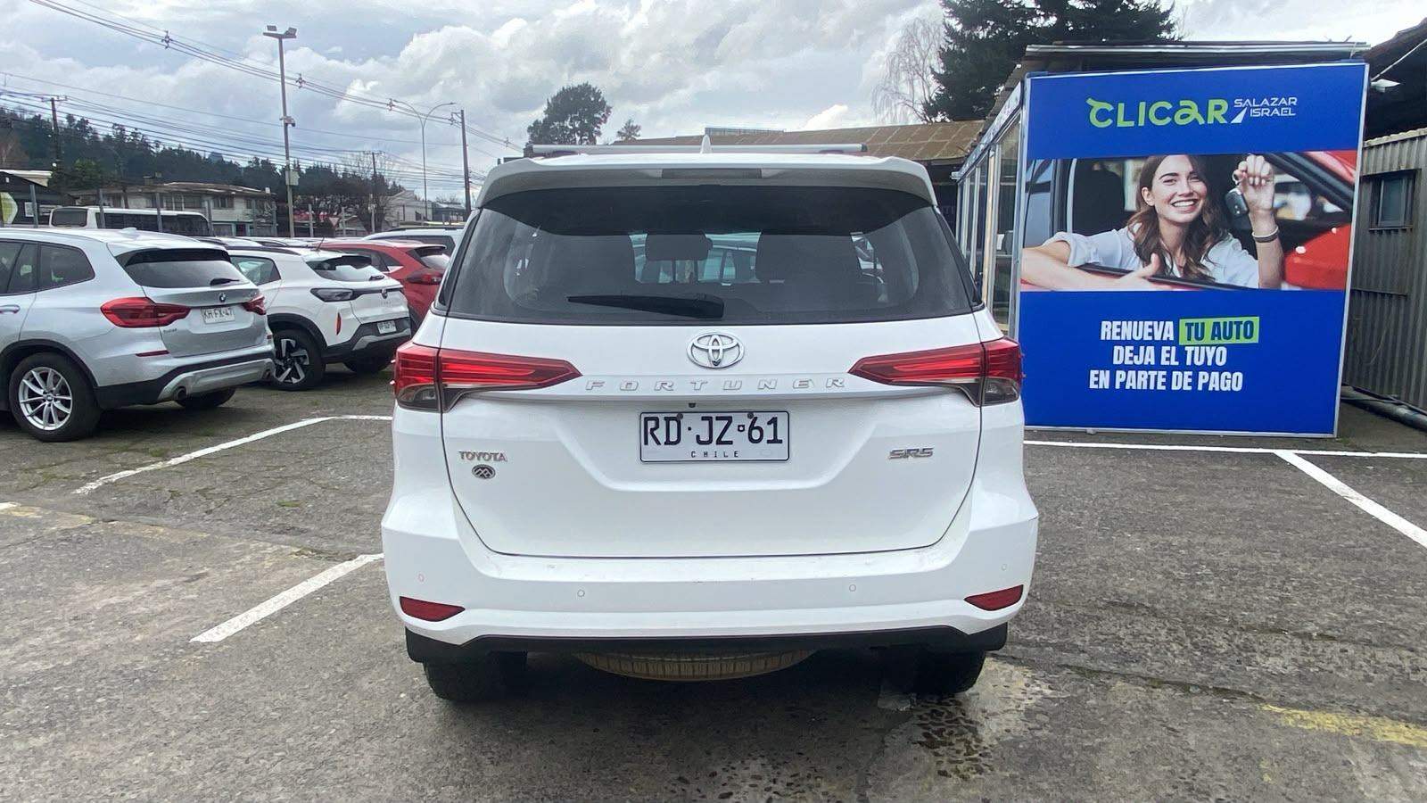 Toyota Fortunner 2.7 Sr5 4x2 At 5p 2022 - Imagen 5 de 5