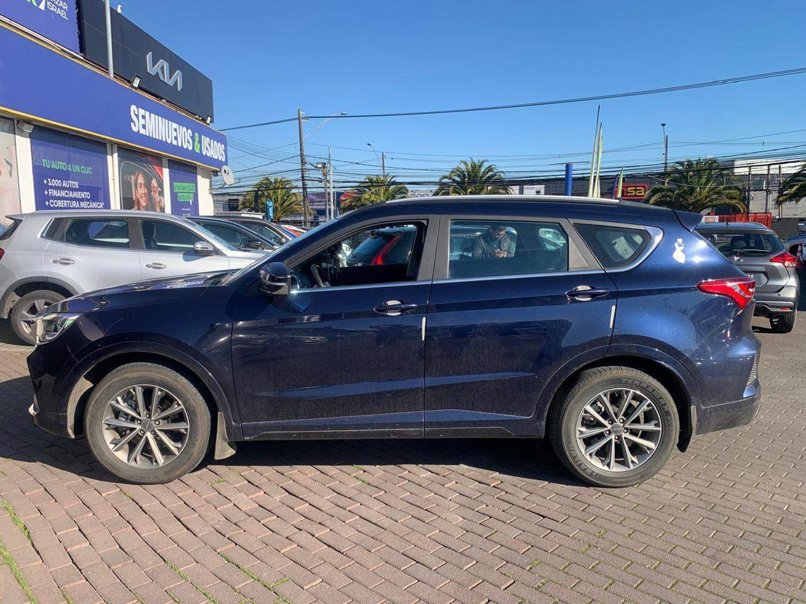 Jetour X70 1.5t Lux Fl 4x2 Mt 5p 2025 - Imagen 8 de 8