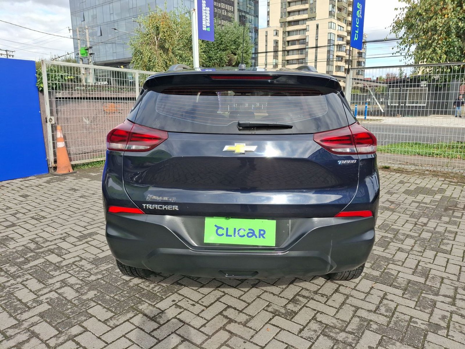Chevrolet Tracker 1.2t Ls Fwd Mt 5p 2022 - Imagen 6 de 8