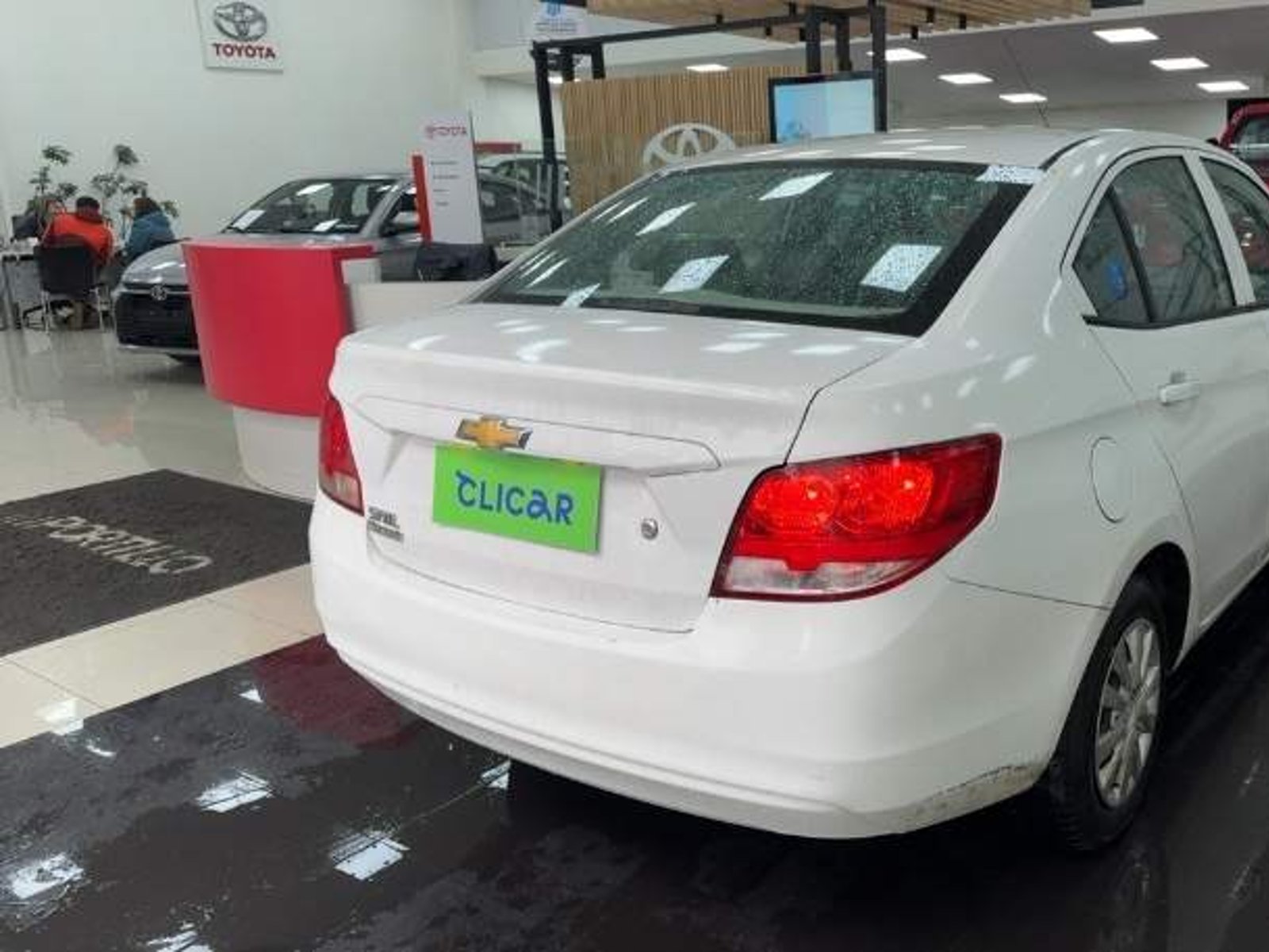 Chevrolet Sail 1.5 4x2 Mt 4p 2021 - Foto 4 de 5