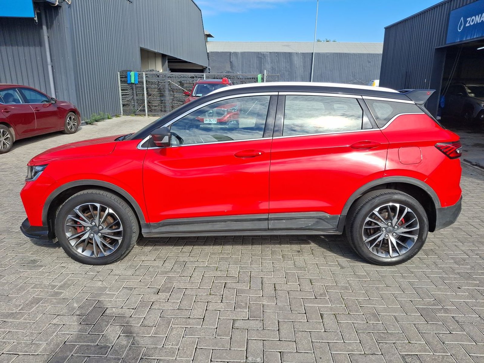 Geely Coolray 1.5 Gf Sport 4x2 At 5p 2023 - Foto 4 de 8