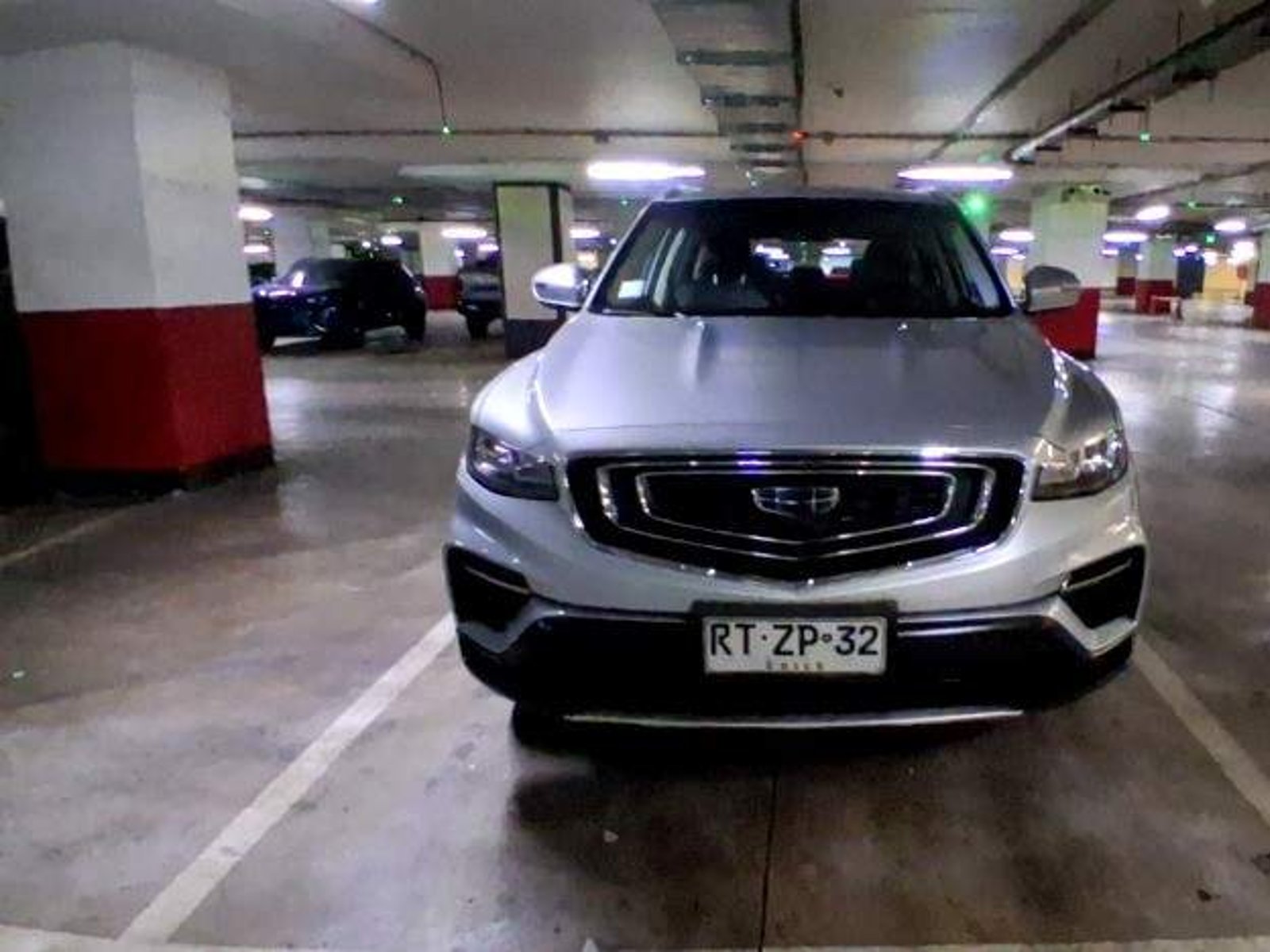 Geely Azkarra 1.5t Comfort 4x2 6at 5p 2022 - Foto 2 de 5
