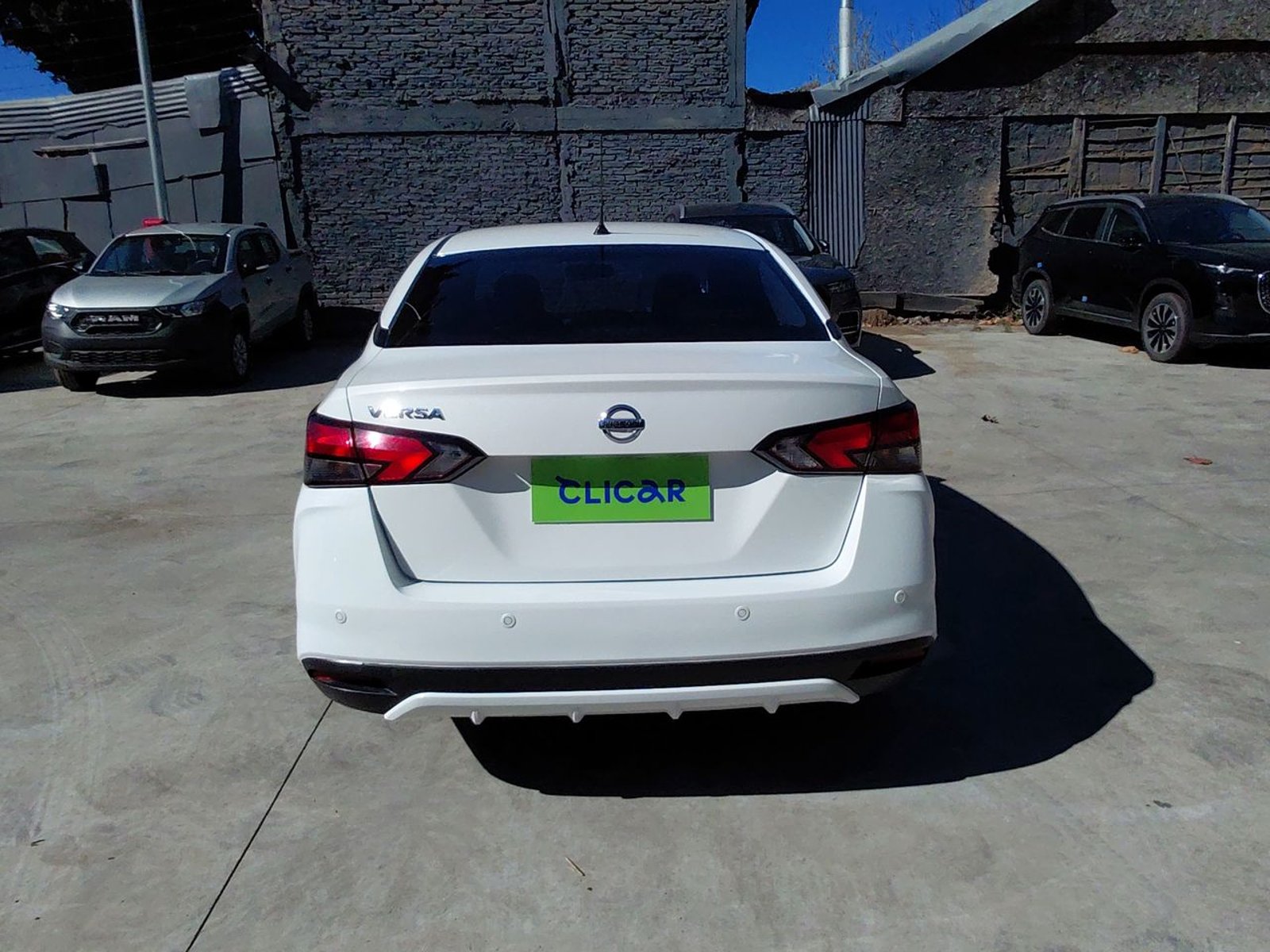 Nissan Versa 1.6 Sense Mt 4p 2023 - Imagen 6 de 8