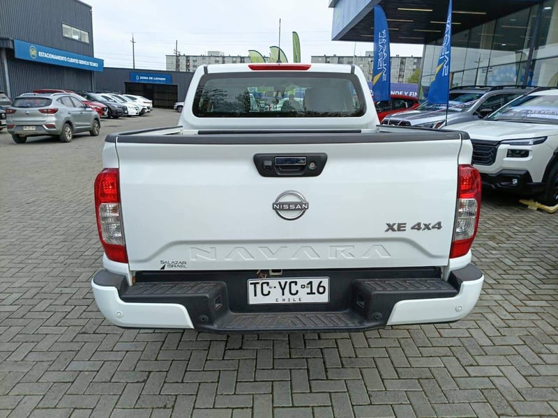 Nissan Navara 2.3d Xe Diesel 4x4 Dob.cab. Mt 4p 2024 - Imagen 5 de 5