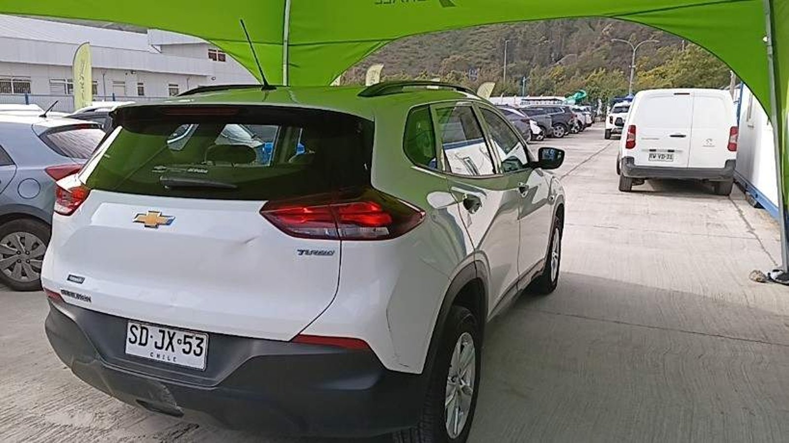 Chevrolet Tracker 1.2t Ls Fwd Mt 5p 2023 - Imagen 4 de 5