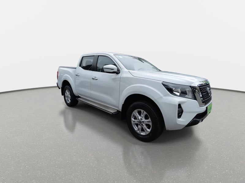 Nissan Navara 2.3d Xe Diesel 4x2 Dob.cab. Mt 4p 2024