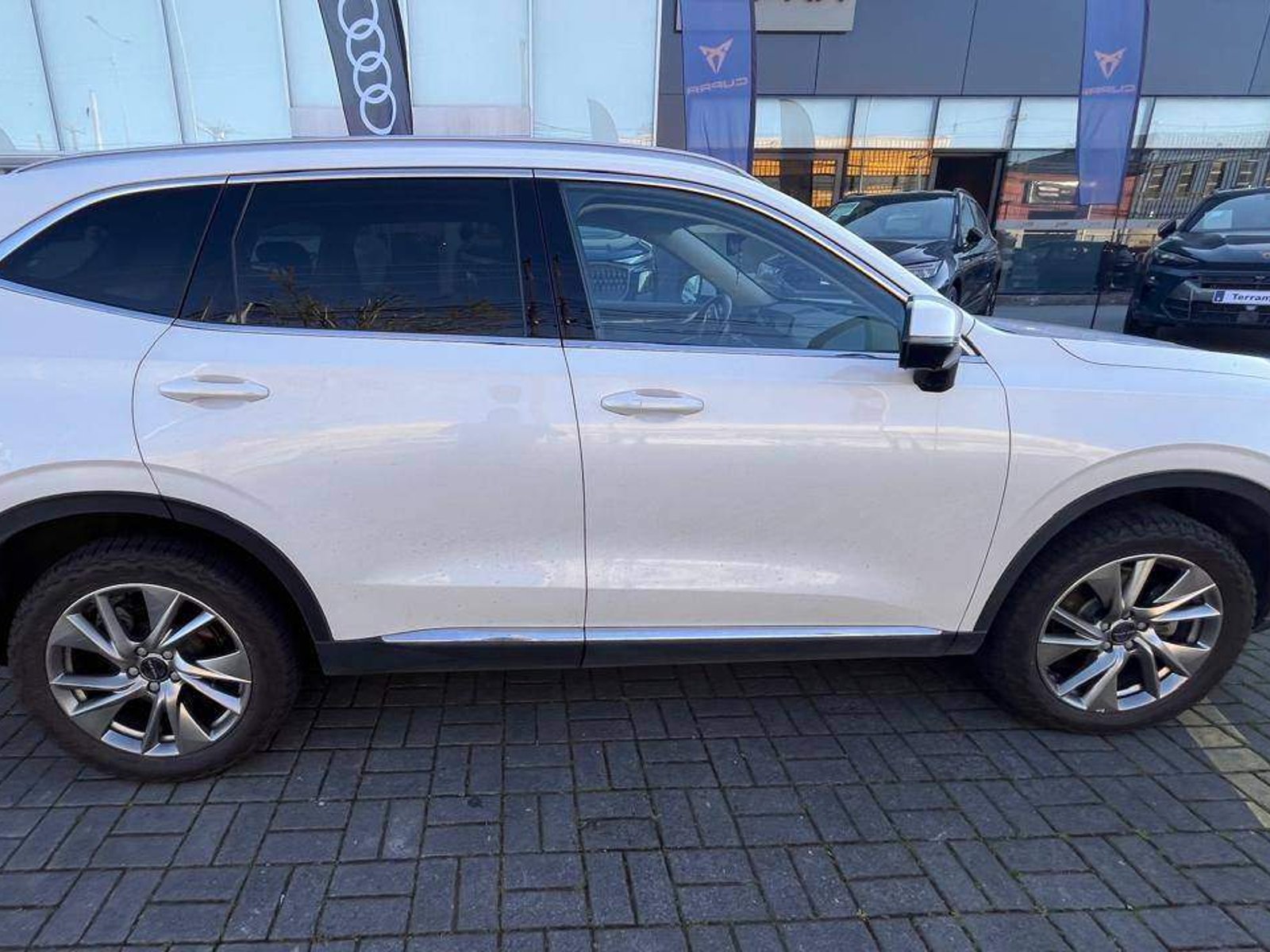 Haval H6 2.0 Deluxe 4x4 At 5p 2023 - Foto 3 de 5