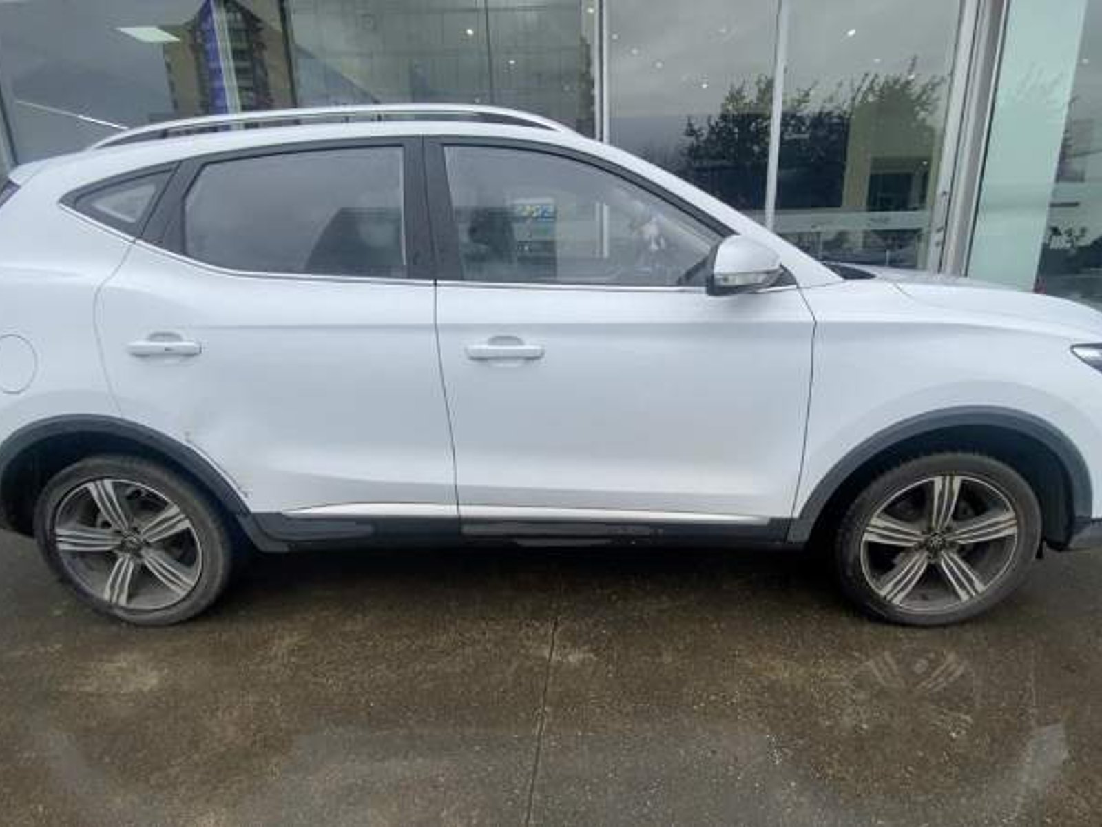 MG Mg Zs 1.5 Comfort 4x2 Mt 5p 2023 - Foto 3 de 5