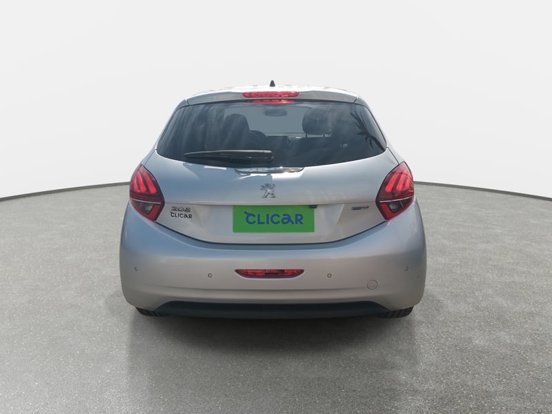Peugeot 208 1.2 Allure Pack 4x2 110hp At6 5p 2018 - Imagen 5 de 8
