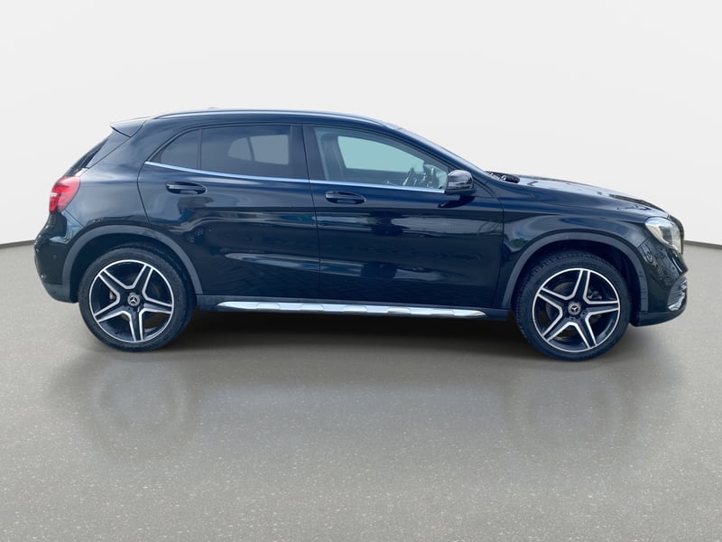 Mercedes-Benz Gla 250 2.0 4matic 4x4 At 5p 2019 - Imagen 8 de 8