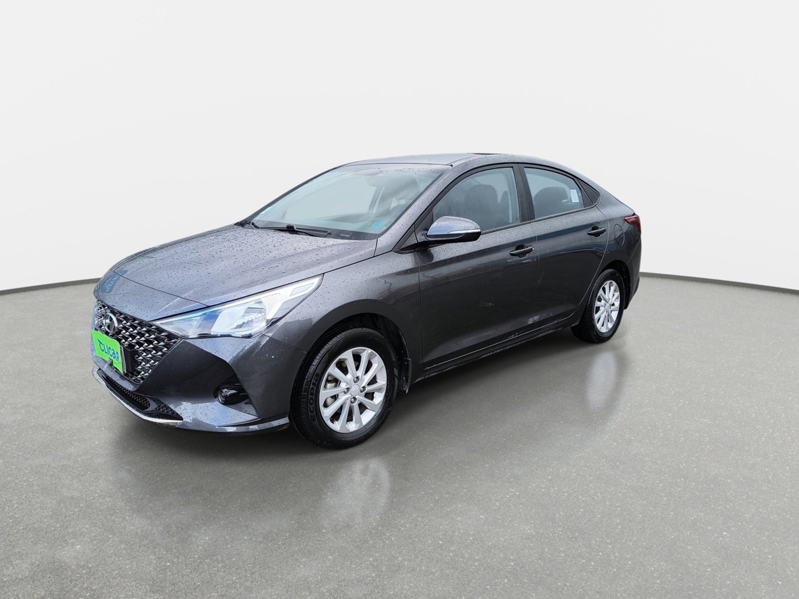 Hyundai Accent 1.4 Hci Value 4x2 Mt 4p 2021 - Foto 3 de 8