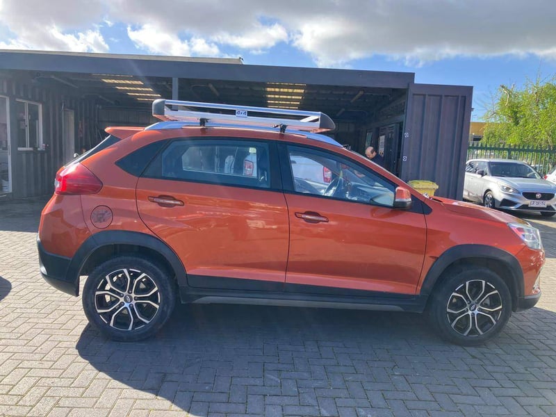 Chery Tiggo 2 1.5 Vvt Gls 4x2 Mt 5p 2021 - Imagen 3 de 5
