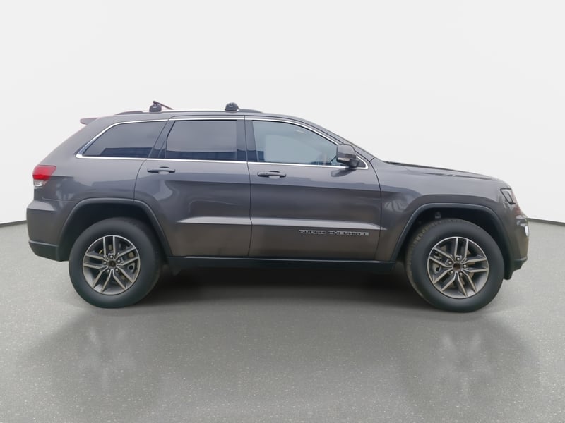 Jeep Grand Cherokee 3.6 Laredo 4x2 At 5p 2021 - Imagen 8 de 8