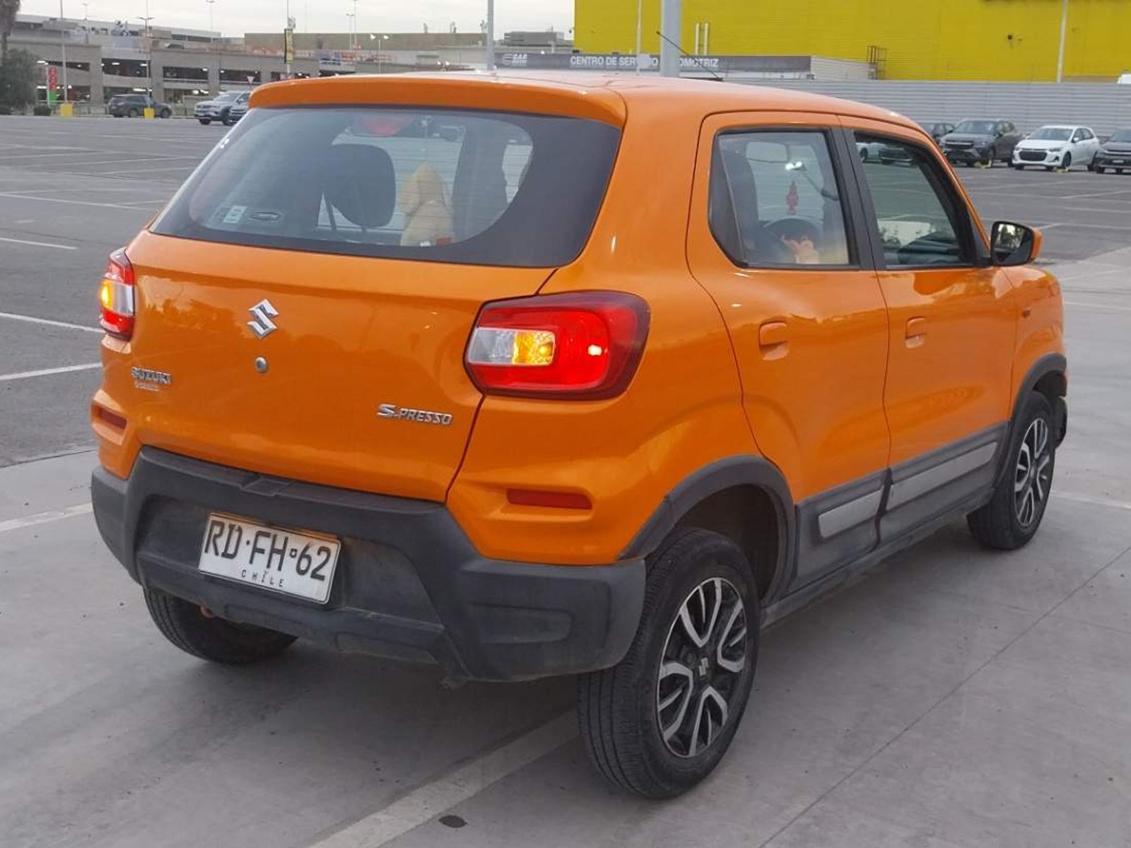 Suzuki Spresso 1.0 Glx Adventure 4x2 Mt 5p 2021 - Foto 4 de 5